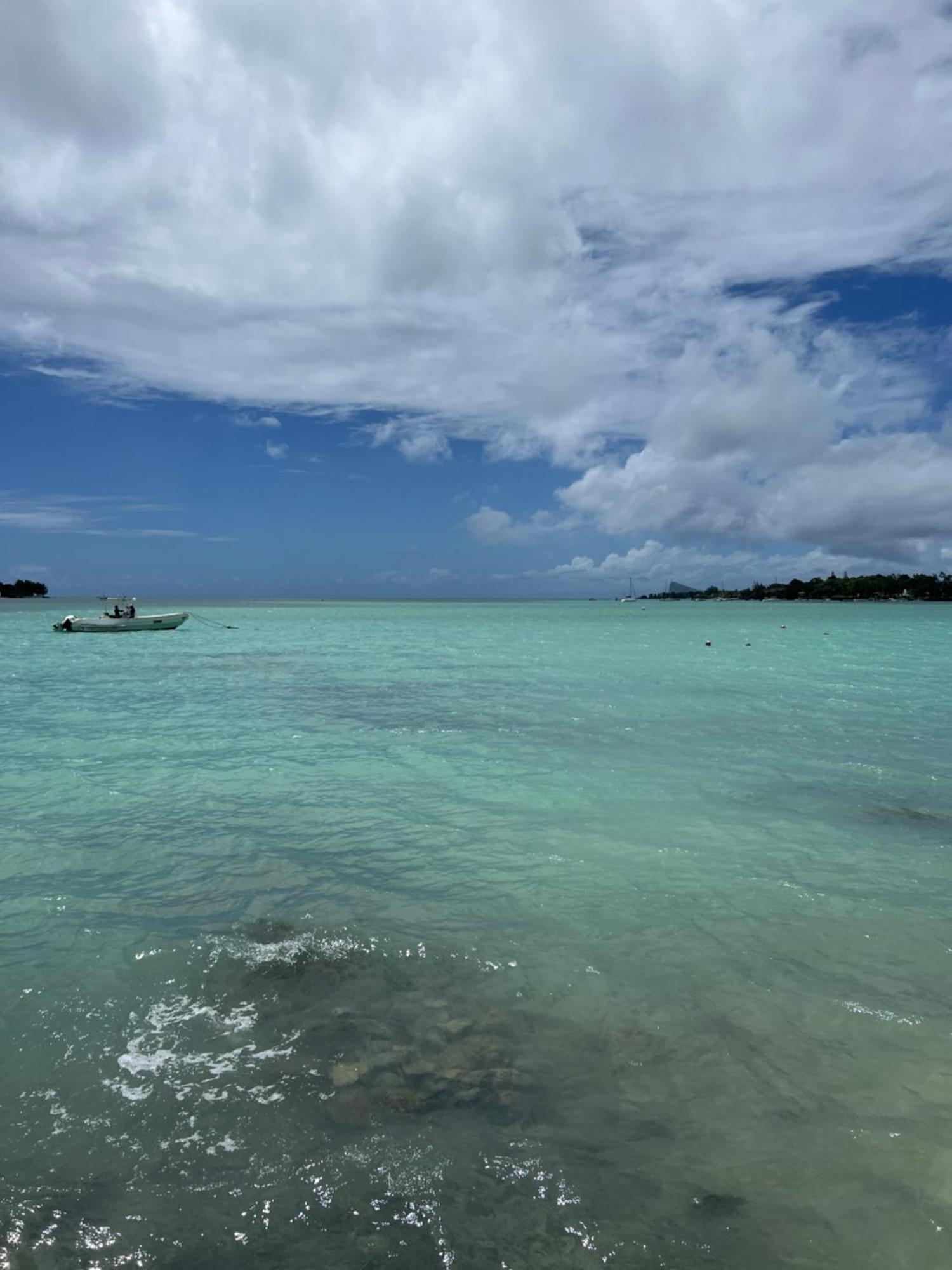 Joy Home Pointe Aux Biches Esterno foto